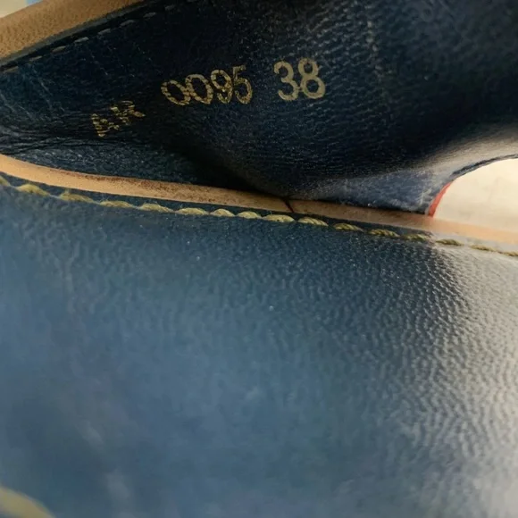 Louis Vuitton Blue Monogram Denim Kitten Heels Mules Slides SZ EU38 US8 - Picture 7 of 8